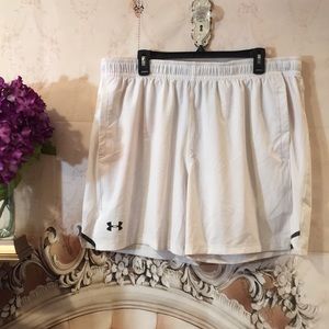 Men’s White Under Armour UA Heat Gear Shorts XXL